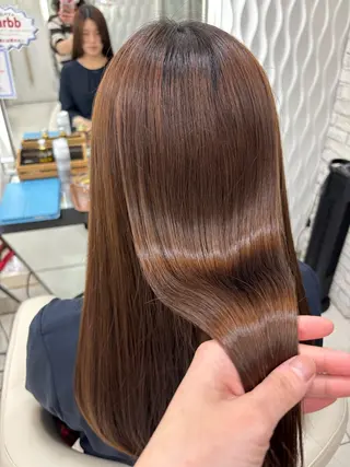 カラー ABE SYOKAのヘアスタイル