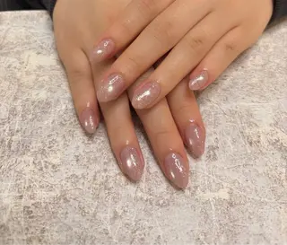 ネイル Lowé所属・Lowé みるくのネイルデザイン