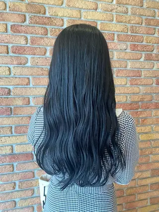 ロング カラー 林 美佑のヘアスタイル