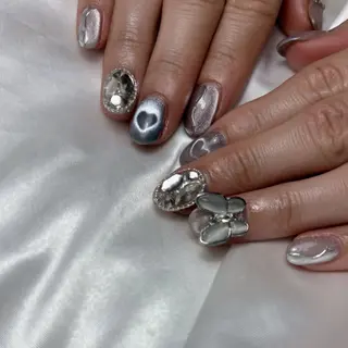 ネイル うるつやネイル🫧 Amiのネイルデザイン