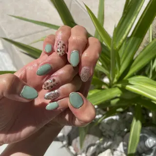 ネイル es nailのネイルデザイン