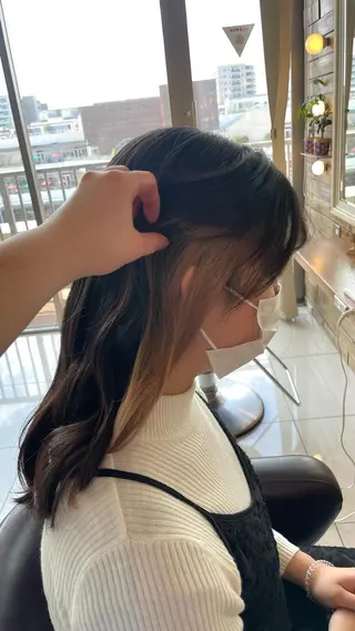 ロング 韓国カラー／エクステ 松戸梨杏のヘアスタイル