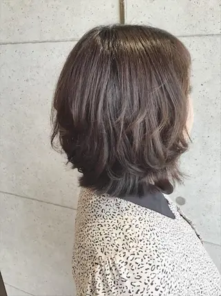 ミディアム カラー 福森 みずきのヘアスタイル