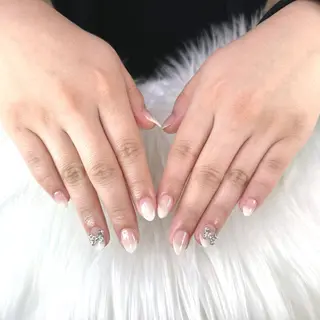 ネイル Lily nailのネイルデザイン