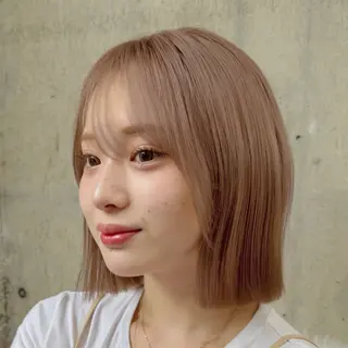 ショート カラー 顔周り/レイヤー/ 透明感/みっきーのヘアスタイル