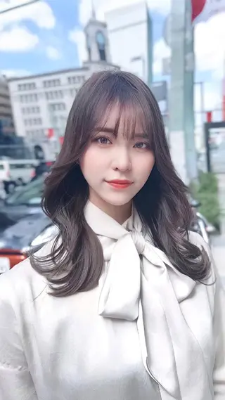 ロング レイヤーカット/ 顔まわり/アオイのヘアスタイル