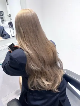 ロング academy所属・mana ♥のヘアスタイル