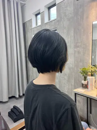 ショート カラー 1席のみの 美容室IKKIのヘアスタイル