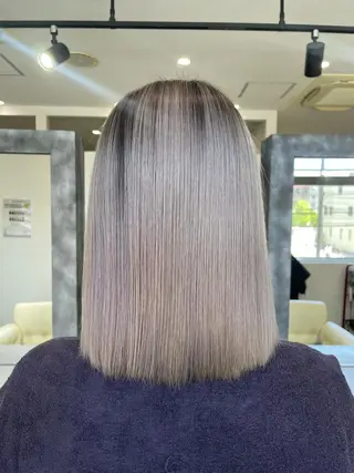 ミディアム カラー Merlyosaka 早川未来のヘアスタイル