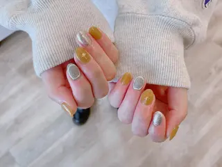 ネイル SINCERELY シンシアリー🌈のネイルデザイン