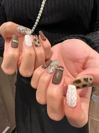 ネイル 個性派ネイル 🌼 ハルカ ♡の眉毛・アイブロウイメージ