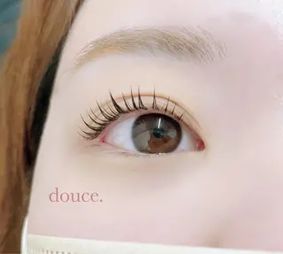 マツエク・マツパ アイブロウ mes yeux eye salon.の眉毛・アイブロウイメージ