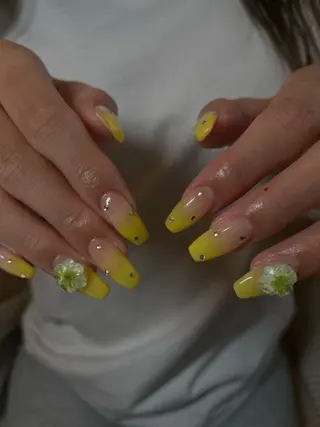 ネイル ulu🌼 nanaのネイルデザイン