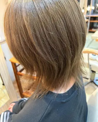 ミディアム カラー DiMPlE  ディンプル所属・🌸スタイリスト 山浦美恵のヘアスタイル