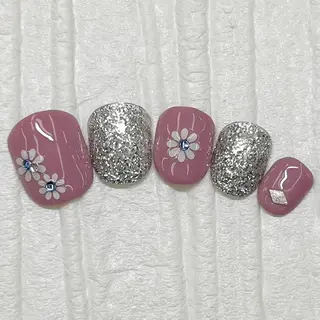 ネイル Nail salon Honey Beeのネイルデザイン