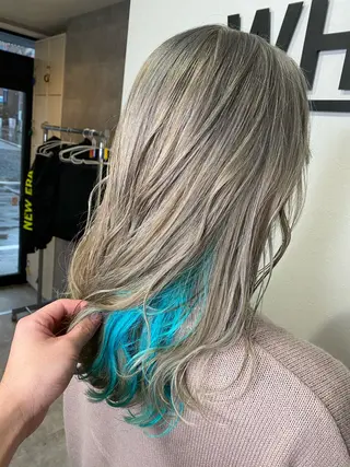 ミディアム カラー ヘアアレンジ Bleachi 大宮West所属・鈴木拓也 メンズカットのヘアスタイル