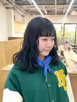 ミディアム カラー ヘアアレンジ ハル🌸柔色/ ブリーチなし/艶髪のヘアスタイル