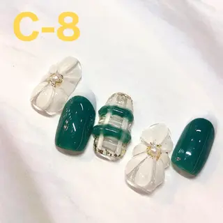 ネイル Richelle eyelash&nail 横浜店所属・二宮 はなのネイルデザイン