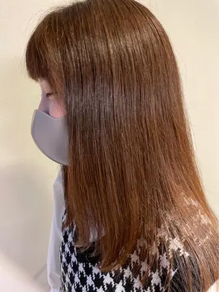 セミロング パーマ 中本 日葵梨のヘアスタイル