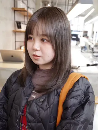 ミディアム son hair所属・葉 /透明感カラーのヘアスタイル