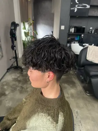 ミディアム 野上 晃生のヘアスタイル