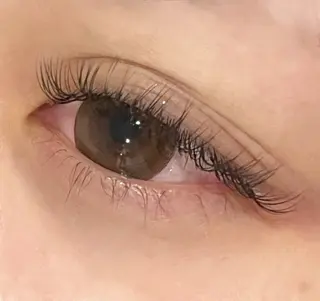 マツエク・マツパ トータルビューティサロン cure所属・鈴木 里奈のマツエク・マツパデザイン