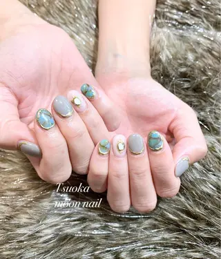 ネイル 🌙都岡 ムーンネイルのネイルデザイン