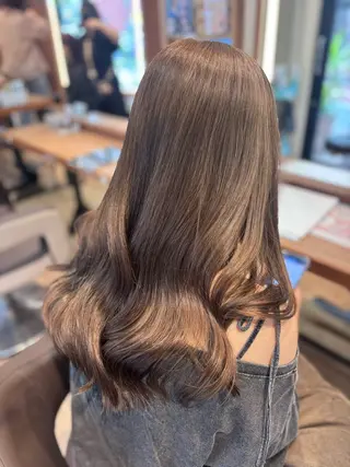 ロング カラー Lisa🪄似合わせ ／デザインカラーのヘアスタイル