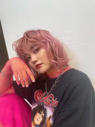 ミディアム カラー パーマ 海外レイヤー 🇺🇸/ヒナコのヘアスタイル