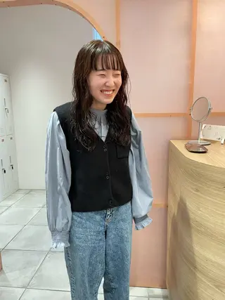 セミロング カラー パーマ 前原  千尋のヘアスタイル