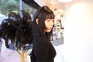 ロング SHIN レイヤー‪‪カットのヘアスタイル