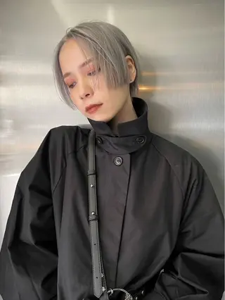 ショート rilas博多所属・jyui/原宿 ハイトーン/デザインのヘアスタイル