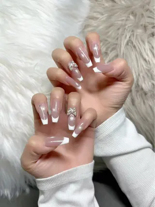 ネイル COSMOS なののネイルデザイン