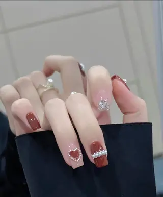 ネイル THE ONE栄店所属・Theone栄店 川原のネイルデザイン