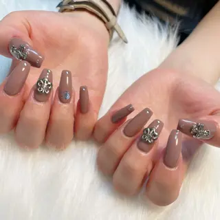 ネイル ゴテゴテ💙ワンホン リオナのネイルデザイン