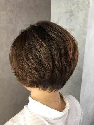 ショート カラー ツイストスパイラル パーマ🟡KYOUのヘアスタイル