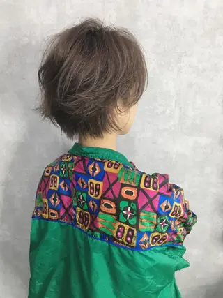 ショート カラー レイヤーカット BLend 渋谷のヘアスタイル