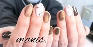 ネイル manis .のネイルデザイン