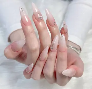 カラー Rin Hana Nailのネイルデザイン