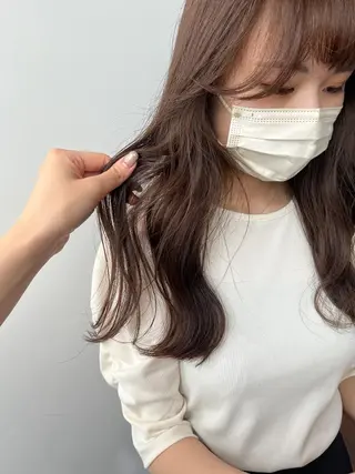 ロング カラー Sill所属・片岡 由依のヘアスタイル