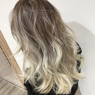 ミディアム カラー AMI Hair  supply所属・髪質改善カラー 韓国風レイヤーのヘアスタイル