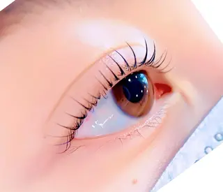 メンズ マツエク・マツパ アイブロウ eyelash salon 3+所属・3+ MIYUKIのマツエク・マツパデザイン