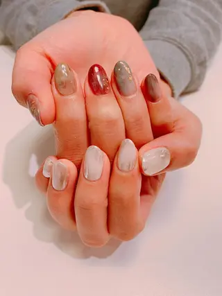 ネイル nailist kanae🦖のネイルデザイン