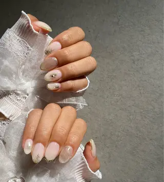 ネイル I-nailロング /ワンホン/キラキラのネイルデザイン