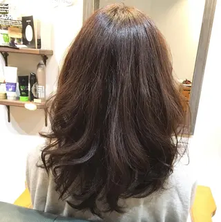 ミディアム Lanahairsalon IWATSUKA所属・ヨナハ セイヤのヘアスタイル