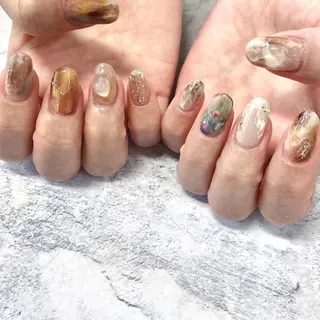 ネイル Nailsalon mui.所属・中家 亜紗子のネイルデザイン
