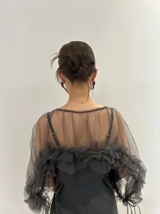 ヘアアレンジ GO TODAY SHAiR SALON新宿 Aura店所属・高橋 遥のヘアスタイル