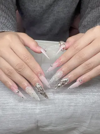 ネイル Lee Ainのネイルデザイン