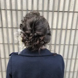 ロング カラー ヘアアレンジ ツキノキ ミナのヘアスタイル