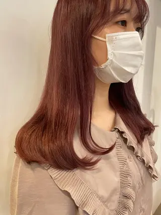 ロング カラー 佐藤 永夏のヘアスタイル